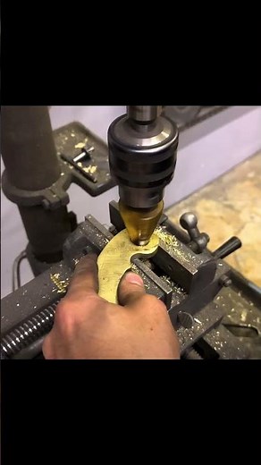 Making a Karambit Knife from Gold