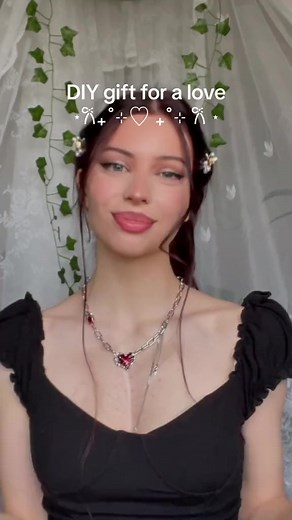 222K views · 10K reactions | Pop up date idea book 﫶 #diy #giftideas | Yasmin | Facebook