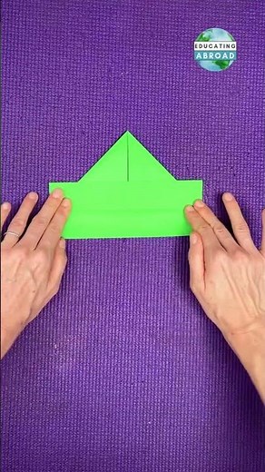 St. Patrick's Day Origami Finger Puppet #prekactivities #teacherresources #easyorigami #kidscraft