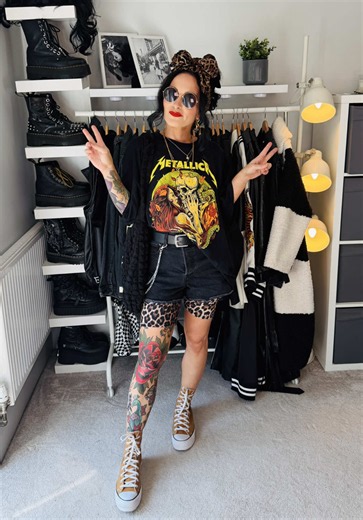 Easy Summer Band T-shirt Styling 🤘✨Would you wear this? 👀🏁 Tshirt is gifted @Damaged Society 🛍️🖤 #summeroutfit #altfashion