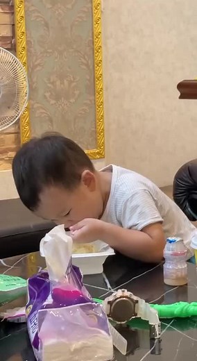 Funny Baby Vomit Reactions | Kids Hilariously Disgusted
