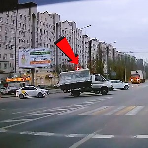 3.3M views · 10K reactions | The driver must be sleep deprived or something | Ray's Funny Page | Facebook