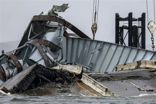 Cleanup, recovery operations start at destroyed Baltimore bridge