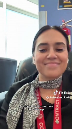 a day in the life of engaged flight attendants: go home day! ✈️🌈 #wlw #lesbiancouple #flightattendantlife #lgbtq #wlwtiktok #lesbians #flightattendants #crewlife #cabincrew #denver #flightattendant