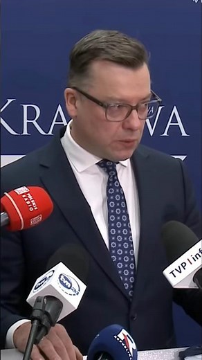 Miał 46 rosyjskich paszportów… i wyszedł na wolność. O co tu chodzi?!