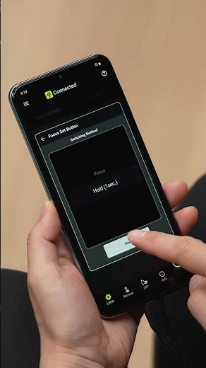 Switch between autofocus and manual Focus on select Tamron lenses