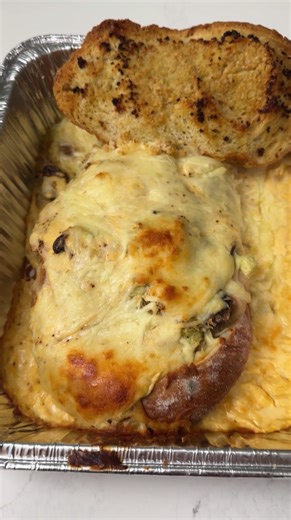 Make this chicken stuffed bread in just a few minutes