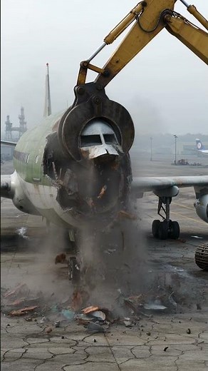 Plane recycle process #plane #recycling #aircarft #planerecycle #video #viral