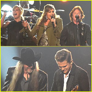 Country Music Stars Join Doobie Brothers for CMA Awards 2014 Performance! (Video)
