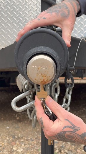 Trailer locks, what are you using?•This is the @provenlocks that I’ve had for like 8 years now.I’m not a fan of their in house aluminum puck locks so I put this one on•Locks really just slow the experienced ones down and make the lazy ones look for an easier grab.But yeah this is the hitch lock I like to use...#tools #trailer #security #tooltrailer | Kruger Construction