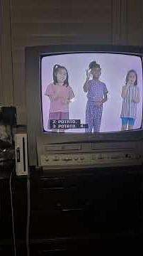 Opening to Elmo world the street 🛣 we live on vhs:2004