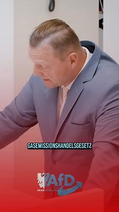 Marktwirtschaft Steffen John Die Prinzipien der sozialen Marktwirtschaft, die unser Land nach dem Krieg stark und wohlhabend gemacht haben – also Freiheit, Wettbewerb und soziale Sicherheit –, findet man heute nur noch bei der #AfD. Während andere Parteien diese Werte immer weiter aufweichen oder durch staatliche Eingriffe ersetzen, steht die AfD als einzige konsequent für eine echte soziale Marktwirtschaft ein, wie sie einst Wohlstand für alle gebracht hat. Steffen John, MdL | AfD-Fraktion im L
