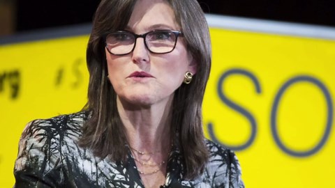 Cathie Wood: How To Achieve A 31% Return Per Year (4 Investing Rules)