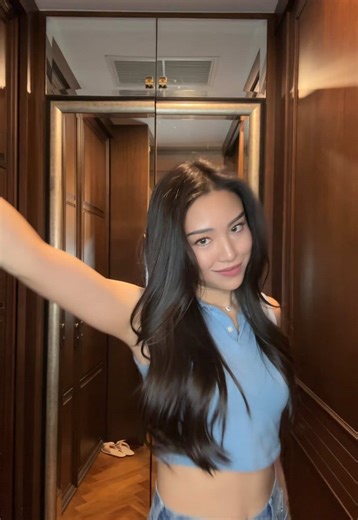 Dance hard and love me harder😋