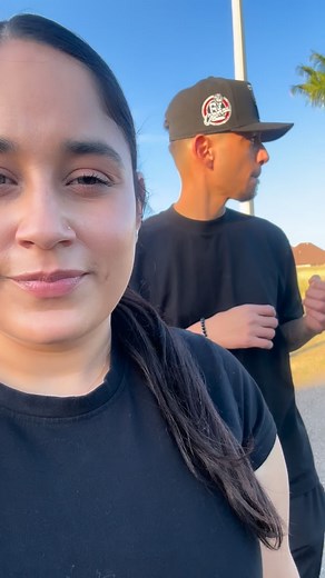 40K views · 45K reactions | Yo la mas romantica 臘‍♀️ #humor #pareja #couple #funny | Pepo Gope | Facebook