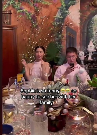 She's so goofy I love her sm😭#kpop #katseye #sophia #funny #foryou #fyp #viral #shortvideo #shorts