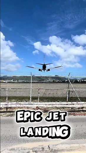 World’s Craziest Airport Landing | St. Maarten Maho Beach ✈️🏖️