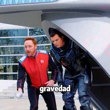 Ella nació en un planeta con 50 veces la gravedad #peliculas #film