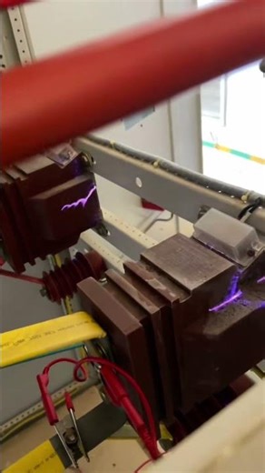 DANGEROUS Electrical DISCHARGE Caused By HIGH Humidity In CABINETS ⚡