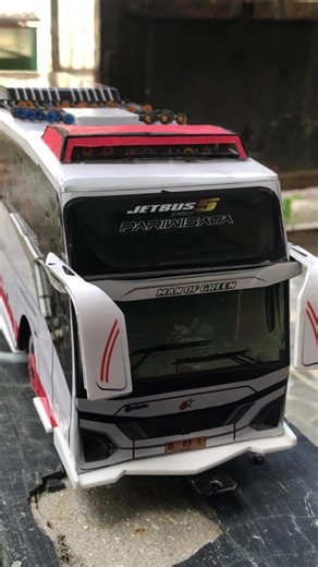 Telolet Basuri: The Joy of Bus Sounds and Culture