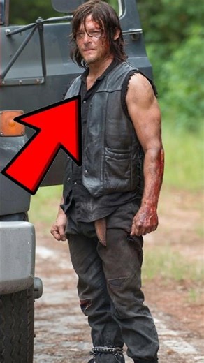 Top 5 Animals That Would Survive a Zombie Apocalypse 🧟‍♂️😱