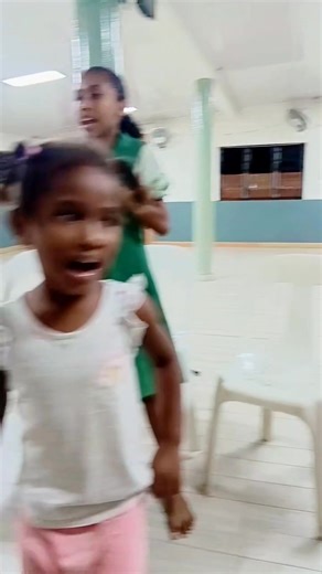 Excersising our Voices to sing in note or tune with songs and learning how to sing using our Chest Voice and Head Voice. 🫡🤗 | Vanessa star maker vocal school