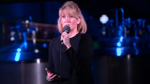 'Those were big years': Comedian Kathe Farris wrings laughs out of Quincy upbringing