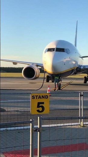 Airport Modlin lotnisko Warszawa Ryanair