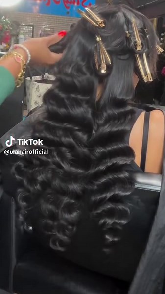Learn How to Create Stunning Wand Curls