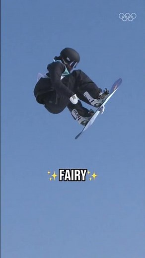 Zoi Sadowski-Synnott at the women’s snowboard big air at Beijing 2022. 🧚‍♀️ #OlympicQualifiers