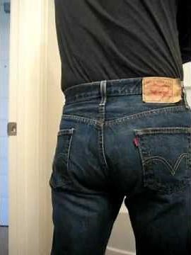 501 Levi's button fly bulge