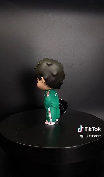 Hirono Custom Player 001 en Squid Game 2