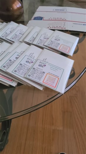 ...people, PROCESS & technology: the "old skool" operations trifecta... #ItStillWorks #ContinuousImprovement #Growth #NewClients #BigOpportunities #ThankYou #ForeverGrateful #Blessed #HighlyFavored #HigherEd #SendACard #JustBecause #HandcraftedWithLove #GreetingCards #SnailMail 📩📬🎨🫶🏿 | Regina Robinson