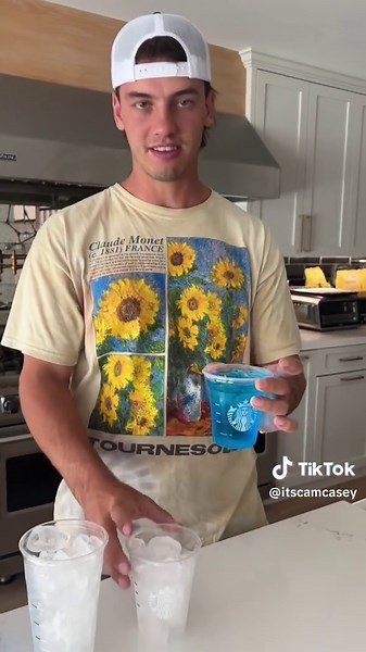 You are being scammed every single day and you don’t even know it…😳 #coffee #fastfood #scam #morningroutine #lifehack