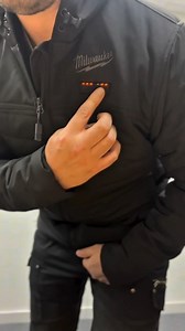 Less than 2-minute heat up time with up to 40 times more heat coverage *compared to previous generation! M12™ AXIS™ Heated Jacket Black >> https://bit.ly/4dPj1jf 📷 @the_melbourne_lawnie #NothingButHeavyDuty #TeamMilwaukee | Milwaukee Tools Australia