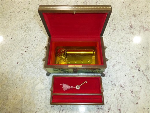 Vintage Swiss Reuge Music Box: Plays Mozart Minuet 4 Part of Songs - Etsy UK