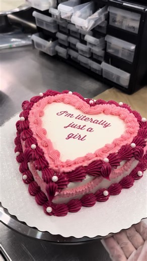 Expert Tips for Walmart Cake Decorating