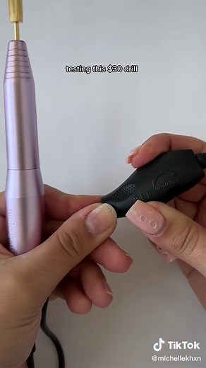 Removing Gel Extensions: How to Safely Remove Nail Extensions at Home