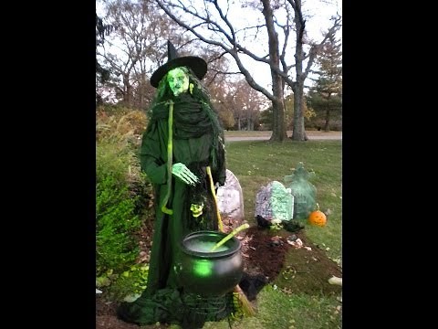 How to make a Life Size Scary Shakesperean Witch for Halloween