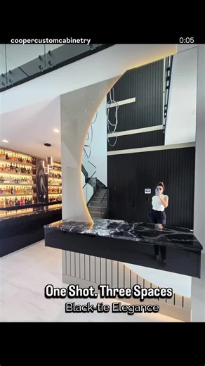 Stunning Foyer Design: Luxury Meets Style