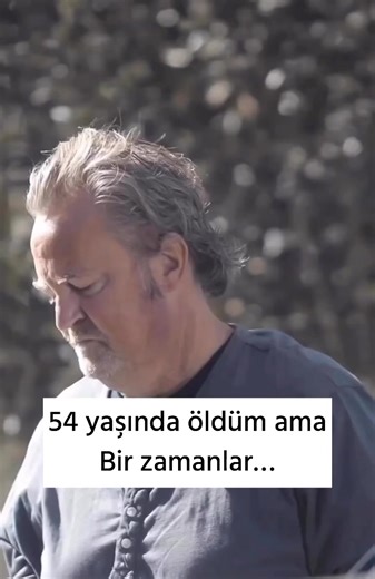 Remembering Chandler Bing: A Tribute to Matthew Perry