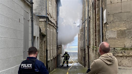 VIDEO. Un impressionnant incendie en ville haute à Laon
