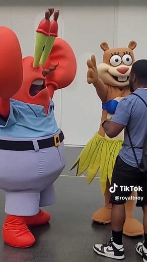 The Nickelodeon Universe was something to experience. #themepark #nickelodeonun#nickelodeon