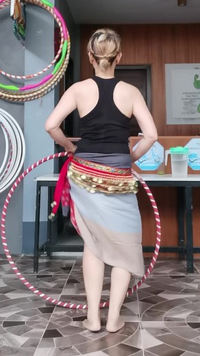 Pearly Shells Dance Challenge: Hula Hoop Moves