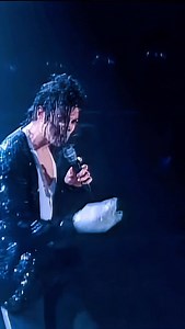 @mjmichael_korea on Instagram: "Michael Jackson - Billie Jean, LIVE in Bucharest 1992 4K 50FPS --- #MichaelJackson #BillieJean kingofpop @michaeljackson"