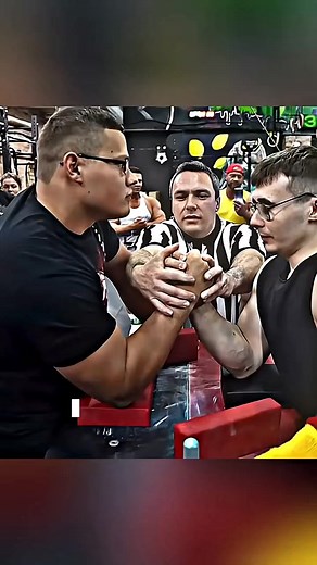 The schoolboy met the principal.. #armwrestling #trending #sports #shorts #trainingarmwresling #anatolyprank #levansaghinashvili #audenlarratt #eatvswest #ermesgasparini #devonlaratt #milolarratt #devonlarrat #larratt | Arm Wrestling kings