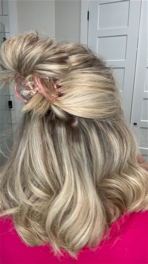 ✨ The easiest 2-minute hair hack you’ll ever try → half-up, half-down claw clip bun 💕 Perfect for busy mornings, school runs, or when you just need to look put together fast. 🎀 It’s effortless. It’s chic. It’s your new go-to. ➡️ Save this for when you need a quick style boost! | Ashley Franks