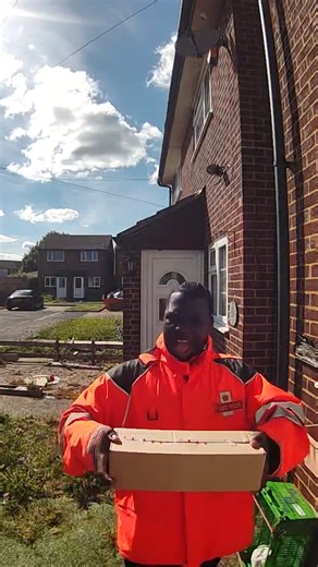 829K views · 6.5K reactions | Angry Delivery Driver Explodes When I Refuse Package That Isn’t Mine | MakeSense | Facebook