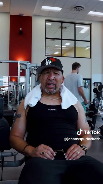 The EZ Breezy Way: White-Glove Car Buying At EZ Breezy Auto Sales, we believe buying a car should feel less like a chore… and more like a concierge experience. That’s why we’ve designed The EZ Breezy Way — a guided, step-by-step process built around transparency, convenience, and care. Here’s how it works: 1️⃣ Vitals Check – Begin with a quick online application to understand your buying power. No guesswork, no wasted time — just clarity from the start. 2️⃣ Verification – We make it effortless t