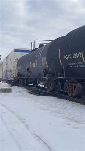 Csx local diverging tracks on a medium clear signal
